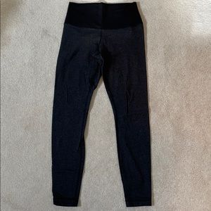Lululemon black/grey yoga pants. Size 6